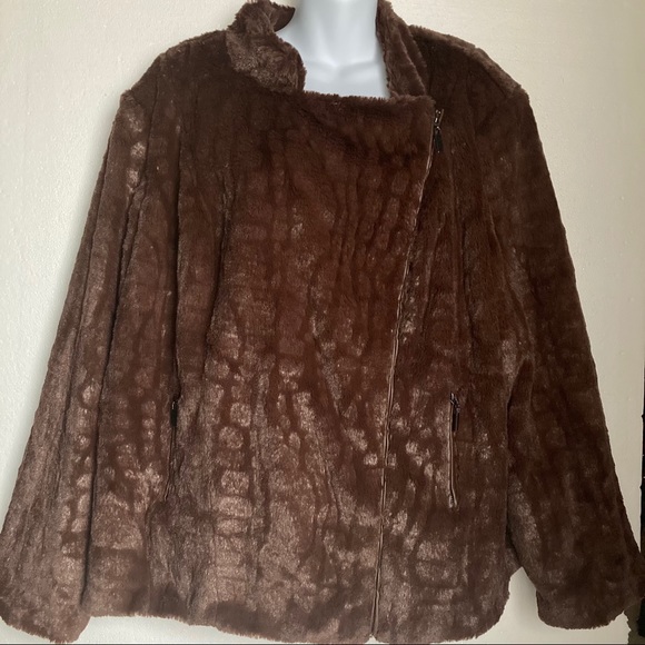 Adrienne Landau Faux fur Coat Size 3X